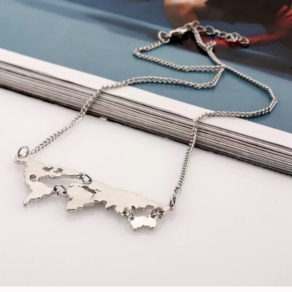 Silver World Map Necklace 🌎 - Picture 3 of 5